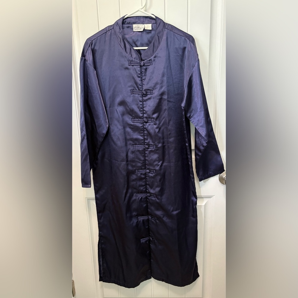 Kathryn Blue Kimono Button up Robe. Size Small.